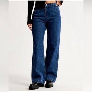 A&F Relaxed 90’s Jeans with slash/trouser pockets